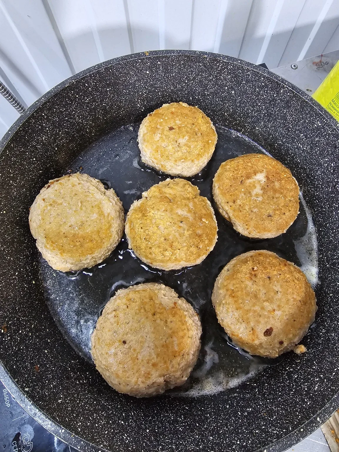 Value-added fish products during controlled cooking