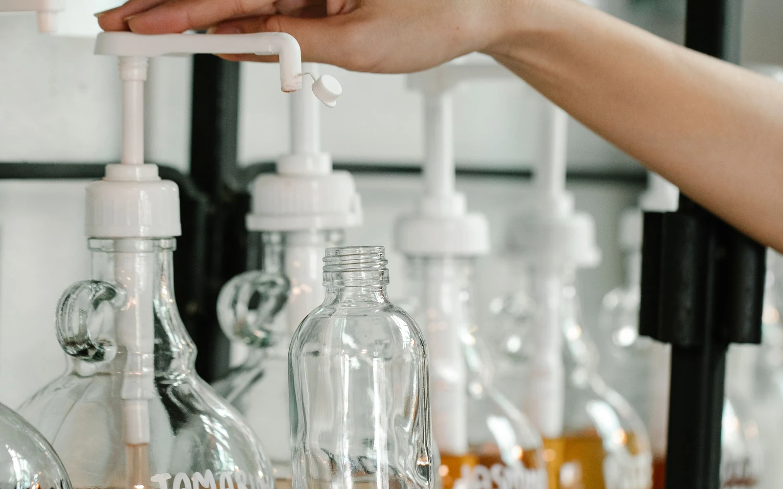 Circular Packaging, Refill & Reuse System Innovations